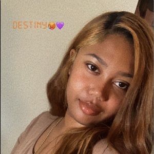 Meet your Posher, Destiny